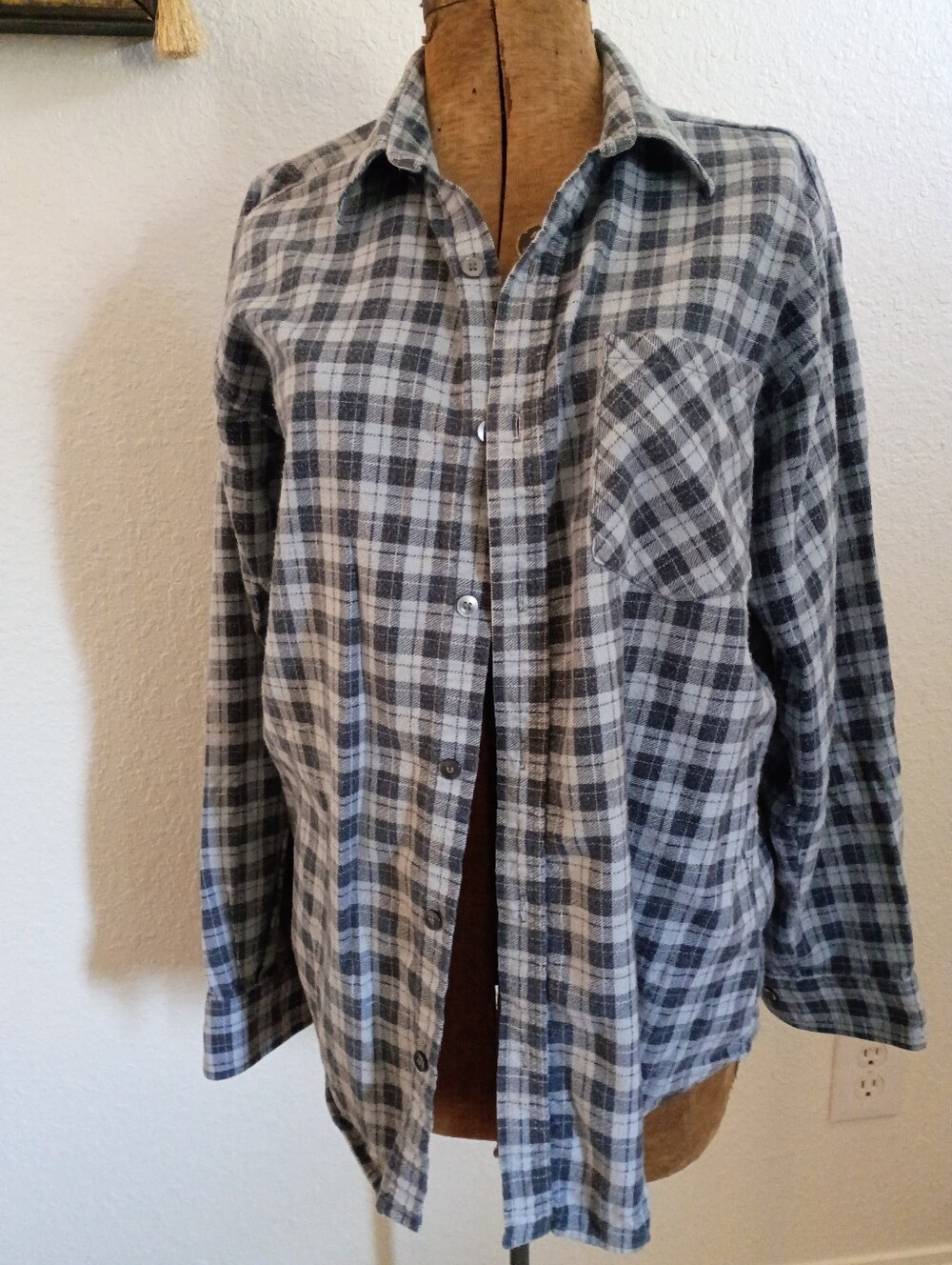 Vintage Saugatuck Plaid Flannel Shirt - Classic Button-Up